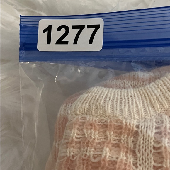 💞 Anthropologie Knitted & Knotted Vintage Boucle Plaid Cardigan Sweater - Picture 16 of 16